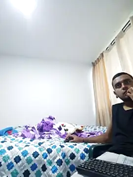 Carlandelli1 online show from November 13, 2025, 10:30 pm