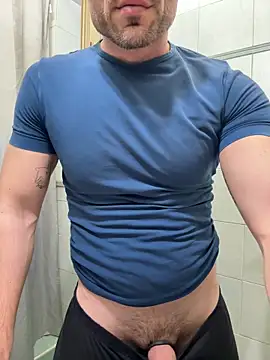 giovan2020 online show from February 20, 2026, 10:43 pm