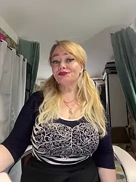 Sweet-blonde online show from March 9, 2026, 1:26 pm