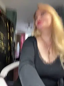 Sweet-blonde online show from March 23, 2026, 1:48 pm