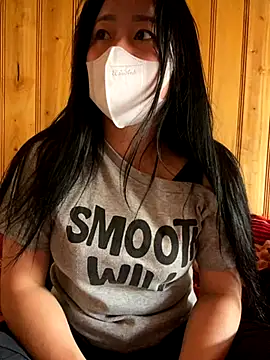 violet-00 online show from September 24, 2025, 3:10 am