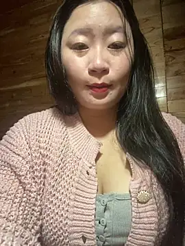 violet-00 online show from February 23, 2026, 1:25 am