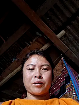 xuxulovezz online show from March 29, 2026, 2:55 am