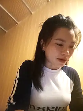 Snapshot of Suny_babyy chatting on October 20, 2025, 1:55 pm Suny babyy online show from October 20, 2025, 1:55 pm