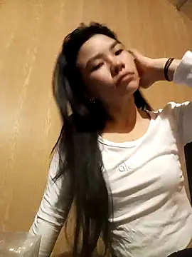 Snapshot of Suny_babyy chatting on November 6, 2025, 12:22 am Suny babyy online show from November 6, 2025, 12:22 am