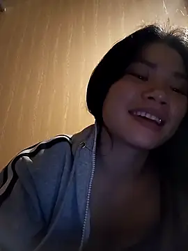 Snapshot of Suny_babyy chatting on November 8, 2025, 1:00 pm Suny babyy online show from November 8, 2025, 1:00 pm