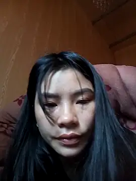 Snapshot of Suny_babyy chatting on November 17, 2025, 2:28 am Suny babyy online show from November 17, 2025, 2:28 am