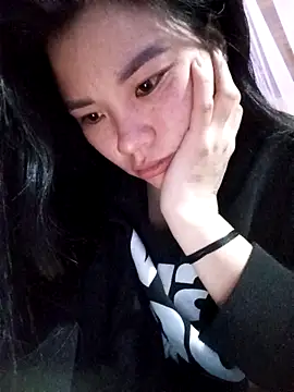 Snapshot of Suny_babyy chatting on December 14, 2025, 12:43 pm Suny babyy online show from December 14, 2025, 12:43 pm