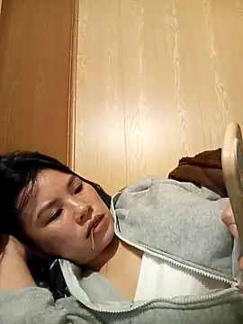 Snapshot of Suny_babyy chatting on December 19, 2025, 12:56 pm Suny babyy online show from December 19, 2025, 12:56 pm