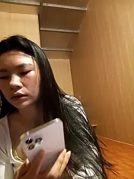 Snapshot of Suny_babyy chatting on March 13, 2026, 12:28 am Suny babyy online show from March 13, 2026, 12:28 am