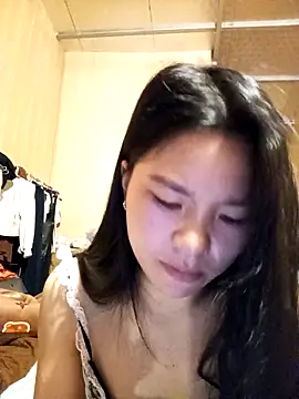 Snapshot of Suny_babyy chatting on March 25, 2026, 9:43 pm Suny babyy online show from March 25, 2026, 9:43 pm