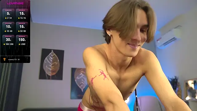 CleoStringer online show from October 16, 2025, 8:59 am