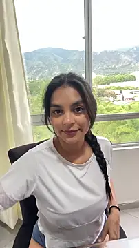 Selene Wings22 online show from February 5, 2026, 9:52 pm