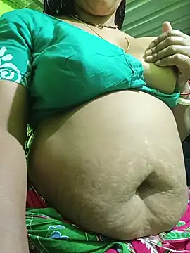 reya743 online show from February 20, 2026, 3:01 pm