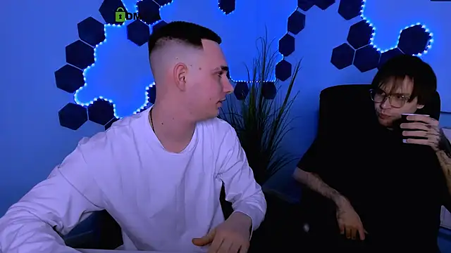 jason sweety online show from March 3, 2026, 7:42 pm