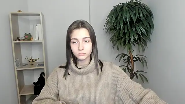 LettySlovacek online show from September 30, 2025, 7:35 am