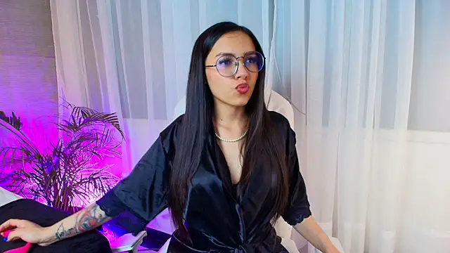 eimi rosse18 online show from October 22, 2025, 12:27 pm