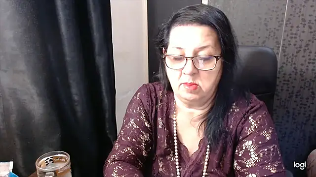 MissSanjanne online show from November 27, 2025, 3:30 am