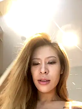 miumiu-66 online show from October 28, 2025, 3:47 pm