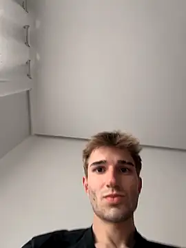 jorgeereyy online show from March 3, 2026, 3:40 pm