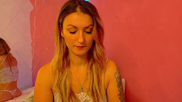 Anaayss  online show from October 14, 2025, 4:57 am