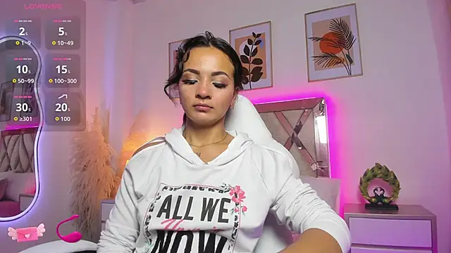 akira 09  online show from November 8, 2025, 12:16 pm