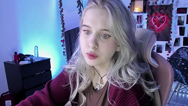 IngannaMorte online show from October 19, 2025, 4:18 pm