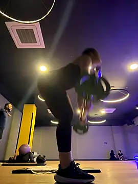 Anavalle online show from November 20, 2025, 6:29 pm