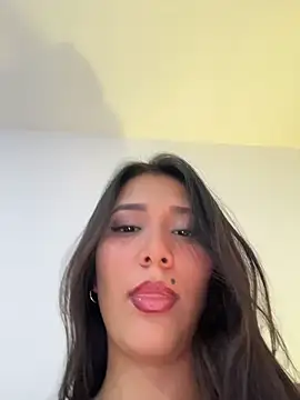 Snapshot of IsabellaJoness_ chatting on February 26, 2026, 4:28 pm IsabellaJoness online show from February 26, 2026, 4:28 pm