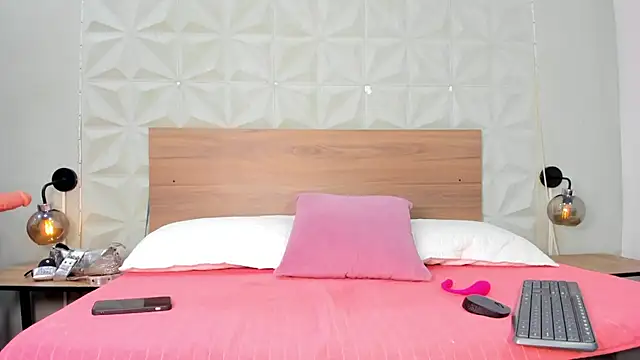 ValeryTrans  online show from February 7, 2026, 1:26 pm