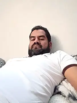 theking1 1 online show from October 17, 2025, 8:55 pm