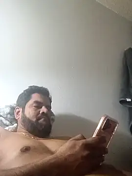 theking1 1 online show from February 7, 2026, 6:39 am