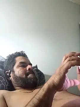 theking1 1 online show from February 8, 2026, 4:38 am