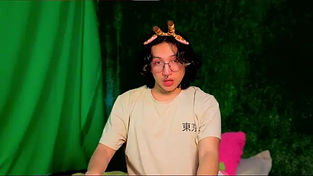 -BlueOpal- online show from October 10, 2025, 6:40 pm