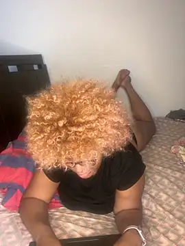 niki wild18 online show from October 1, 2025, 8:37 pm
