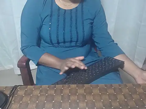 henakhan32 online show from October 11, 2025, 2:55 am