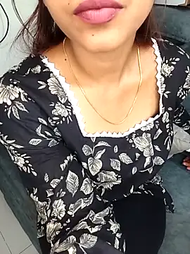 Marathi Ashu1 online show from February 6, 2026, 7:45 am