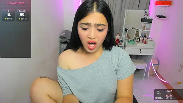 BubbbleButtDemi online show from June 18, 2026, 9:14 am