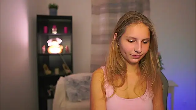 emmie murray online show from November 15, 2025, 2:13 pm