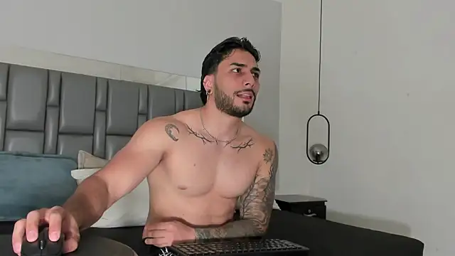 Miike Stone1 online show from October 20, 2025, 9:15 pm