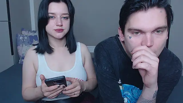 Snapshot of jackoffjillss chatting on September 26, 2025, 6:23 pm jackoffjillss online show from September 26, 2025, 6:23 pm