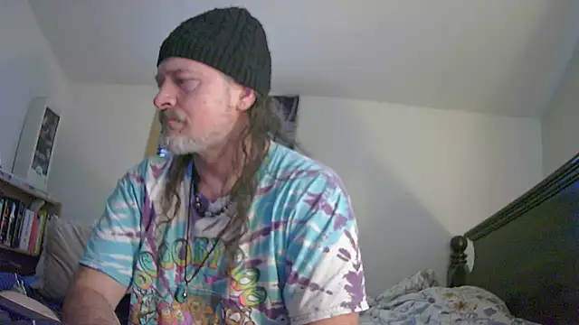 HippieDad333 online show from May 16, 2026, 10:08 pm