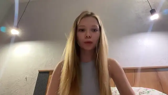 CandysRose online show from June 2, 2026, 12:34 am