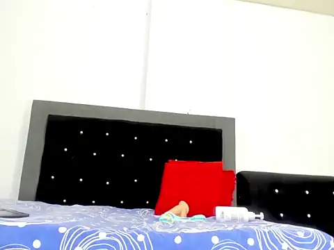 vfridaper online show from February 24, 2026, 6:39 pm