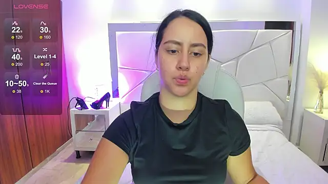 Natasha Kiim  online show from March 23, 2026, 3:10 am