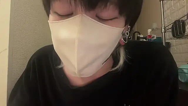 tora3220 online show from October 26, 2025, 1:50 pm