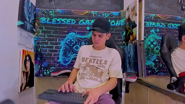 liam coleman25 online show from February 12, 2026, 4:07 am