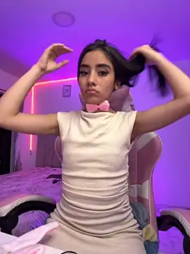 ISABELFORYOU1 online show from October 17, 2025, 3:10 am