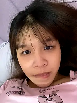 Hanaa07  online show from November 1, 2025, 12:34 am