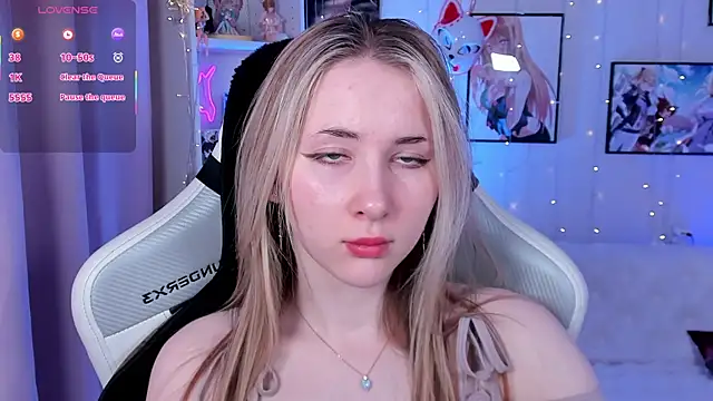 LiraKink online show from January 19, 2026, 3:21 am